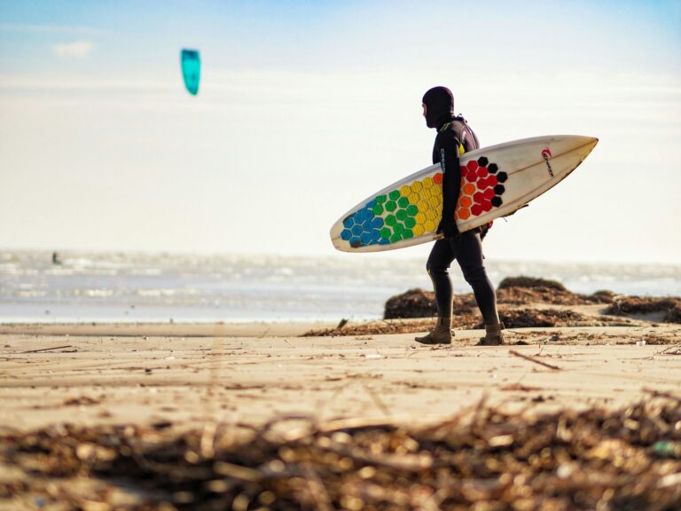 Kitesurfing in Dubai: An Exhilarating Adventure on the Arabian Waters