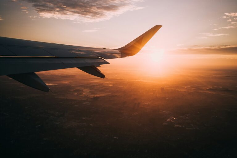 Traveling in Style: Choosing the Perfect Travel Bags in Dubai